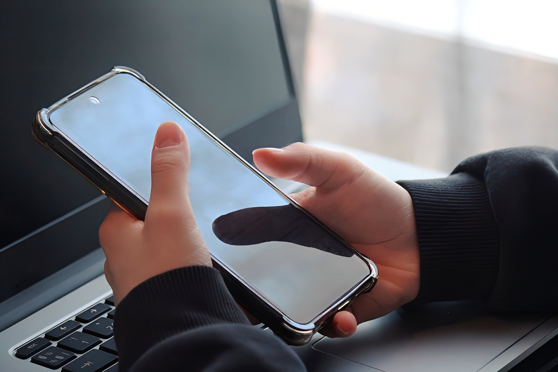 スマートフォン